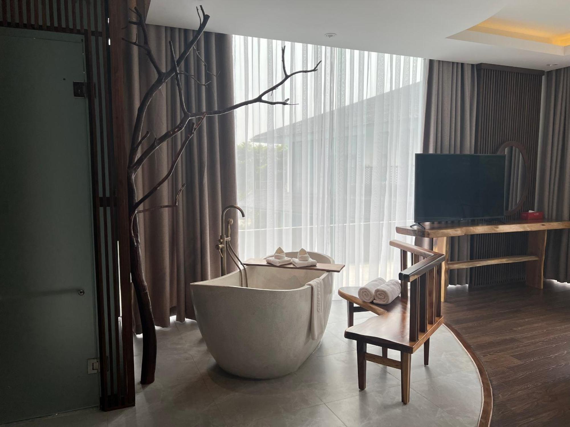 Minawa Kenhga Resort & Spa Ninh Bình Extérieur photo