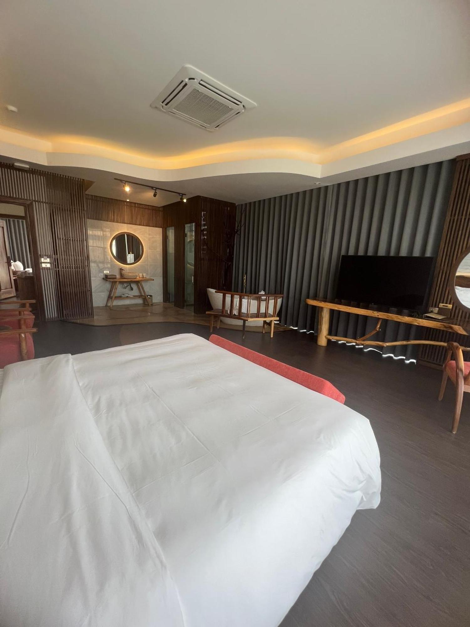 Minawa Kenhga Resort & Spa Ninh Bình Extérieur photo